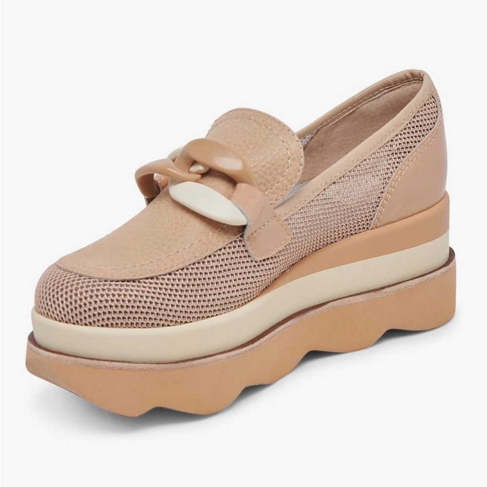 NWT Dolce Vita Women’s Jaksen Platform Loafers In Almond Size 7.5